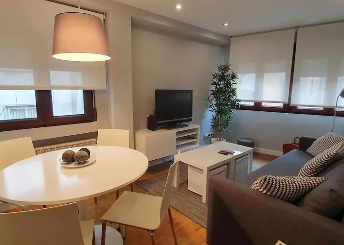 Moderno En El Centro. El Carmen Wifi * גיחון