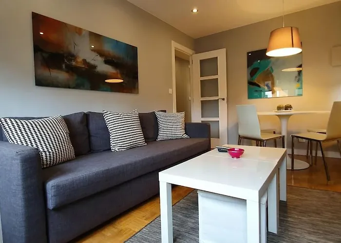 Moderno En El Centro. El Carmen Wifi דירה *