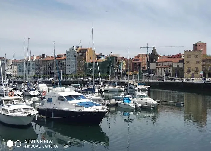 Moderno En El Centro. El Carmen Wifi Gijón